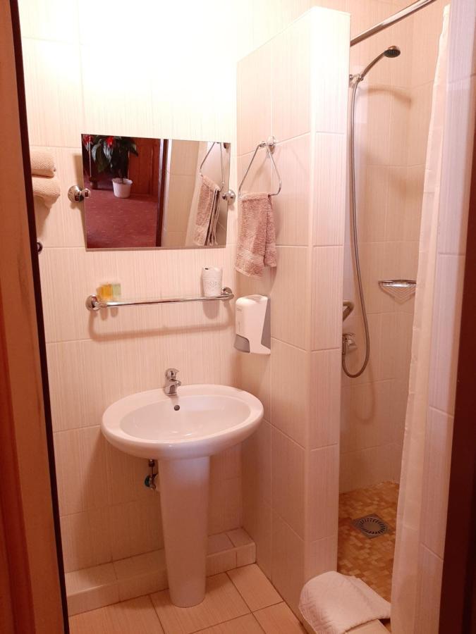 Garni Hotel Asas*** Мост Экстерьер фото