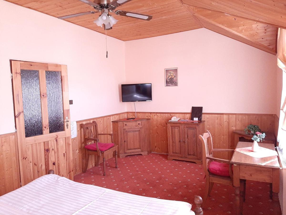 Garni Hotel Asas*** Мост Экстерьер фото